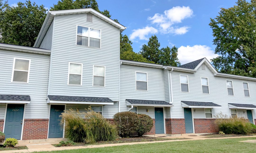 Sterling Heights Apartments | The Wellington Group - Saint Louis